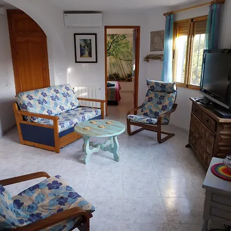 Rayo De Sol, Beautiful Poolside Apartment Orba